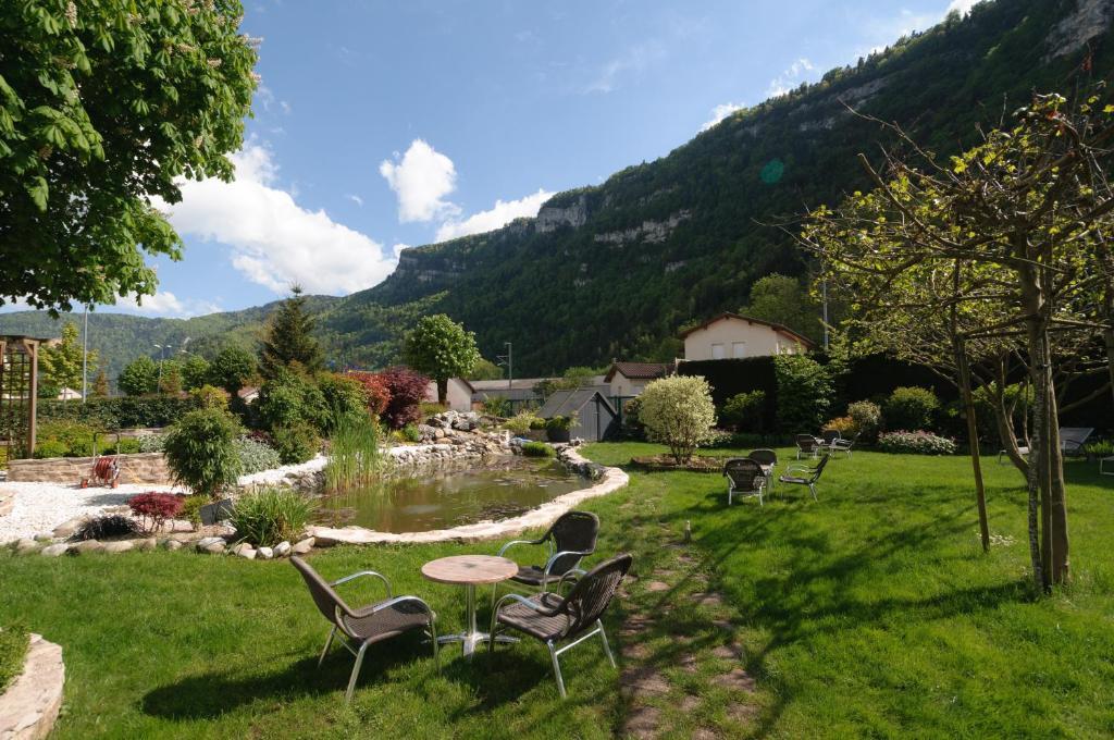 Hotel-Restaurant De L'Embarcadere Nantua Exteriör bild